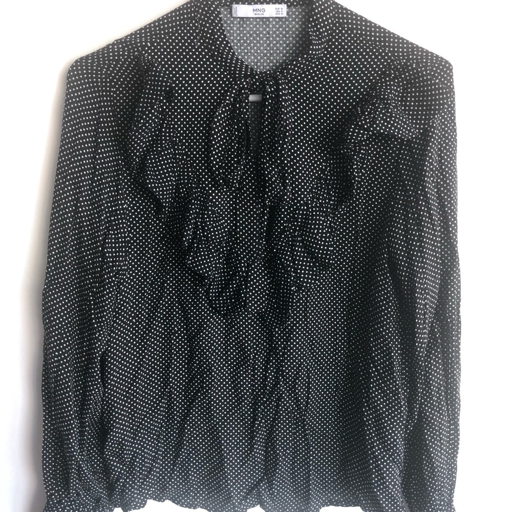 Mango NWOT polka dot top
